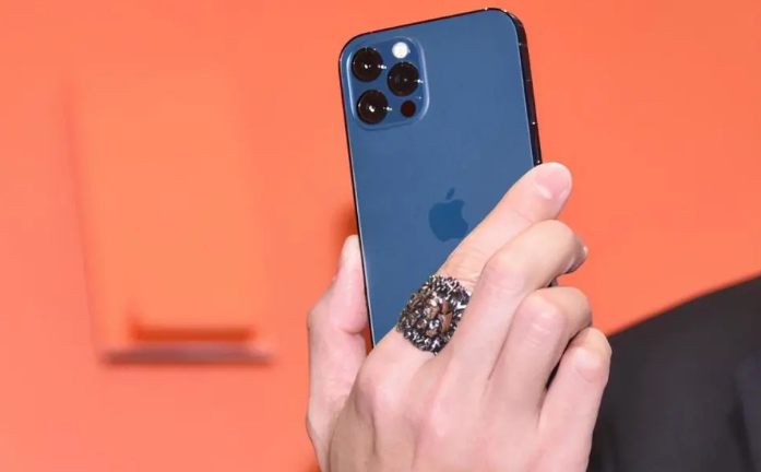 宣城苹果手机维修分享iPhone12系列重启方法教程 